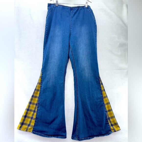 Women’s Elastic Waist Cato Denim Bell Bottom Jeans Yellow Plaid 16 Hi-rise - Picture 1 of 4
